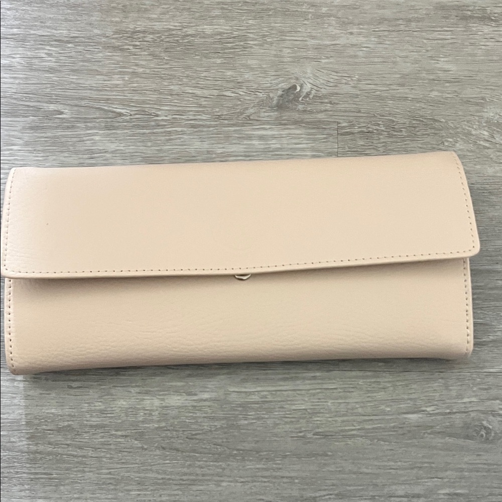 Pandora Soft Nude Leather Clutch